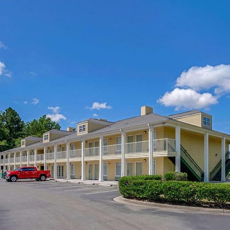Quality Inn Laurinburg Exterior foto