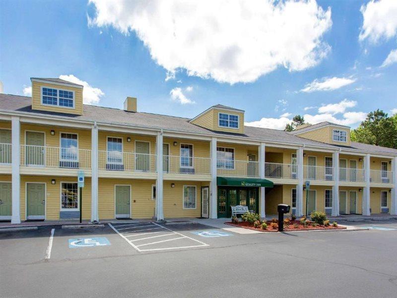 Quality Inn Laurinburg Exterior foto