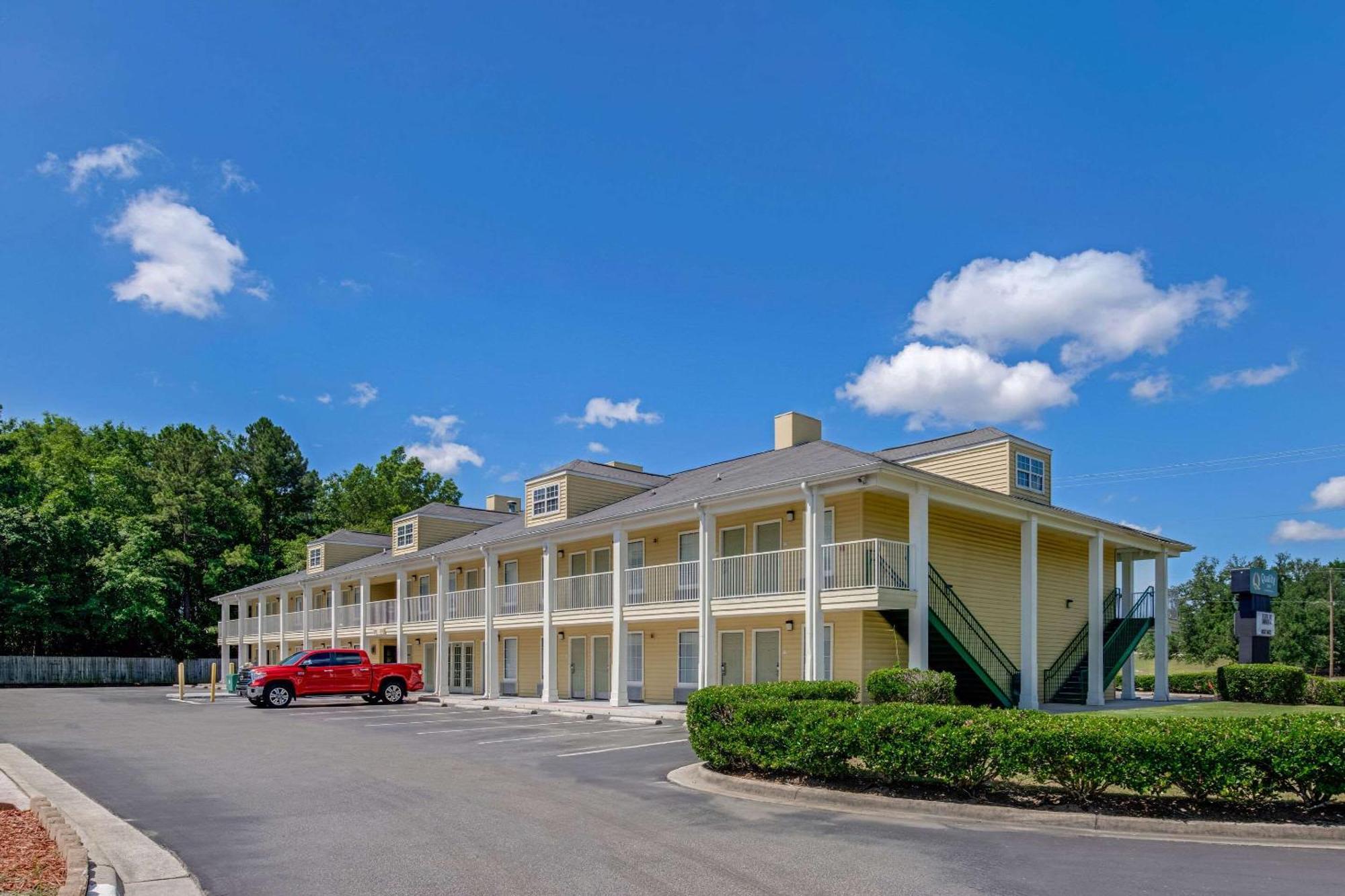 Quality Inn Laurinburg Exterior foto