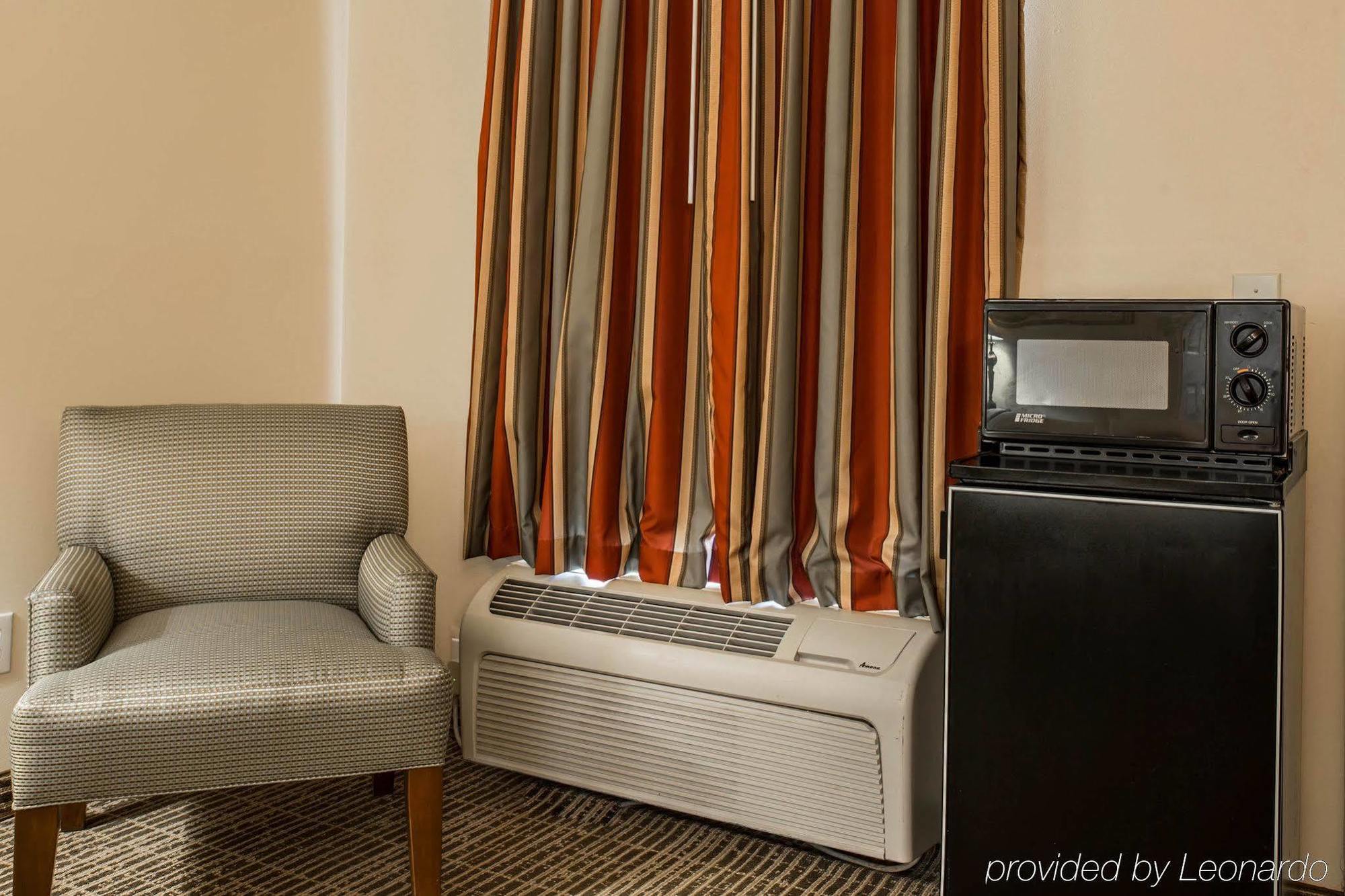 Quality Inn Laurinburg Exterior foto