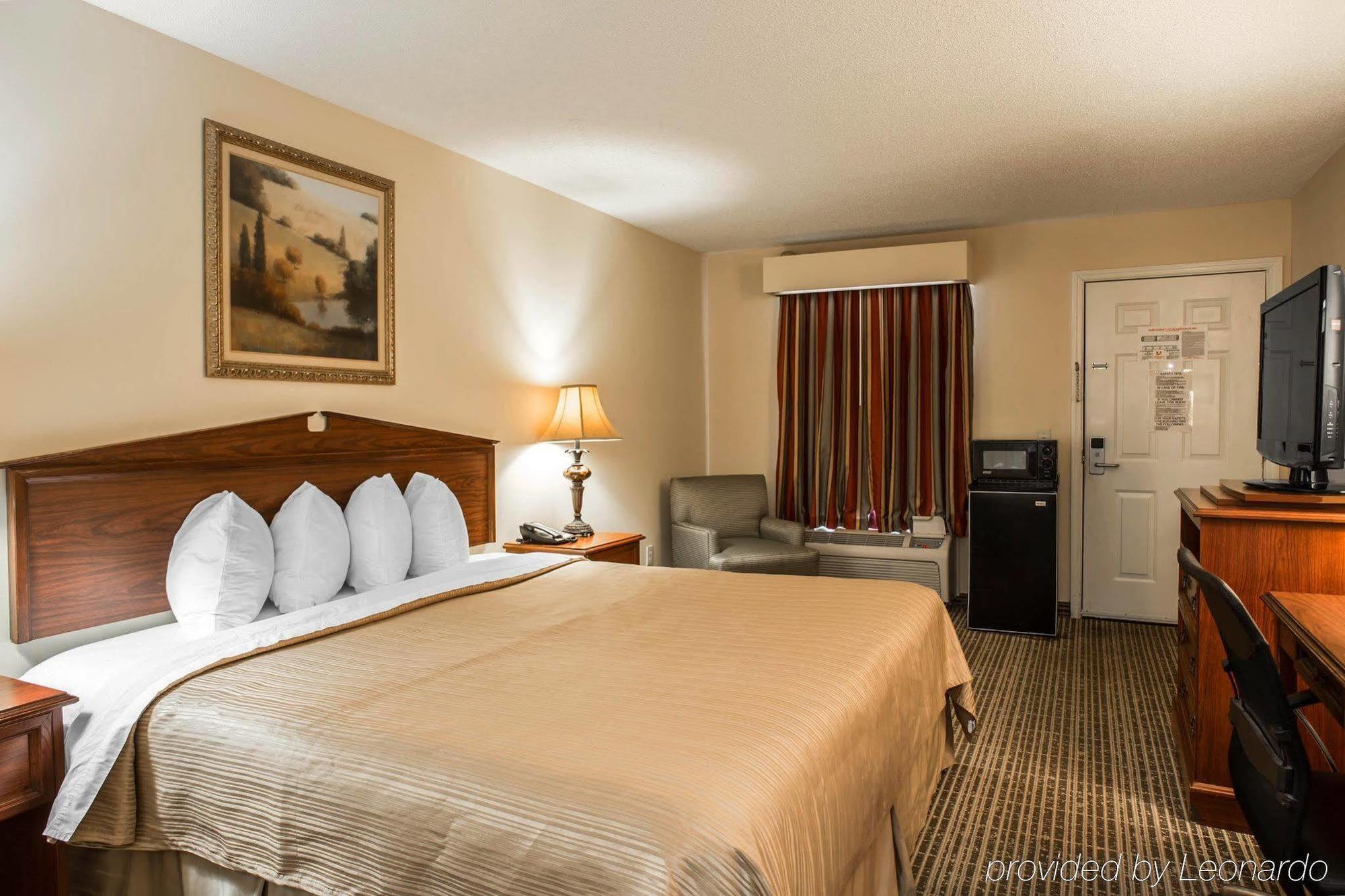 Quality Inn Laurinburg Exterior foto